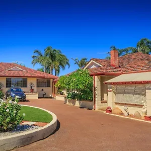 Armadale 5* Redcliffe