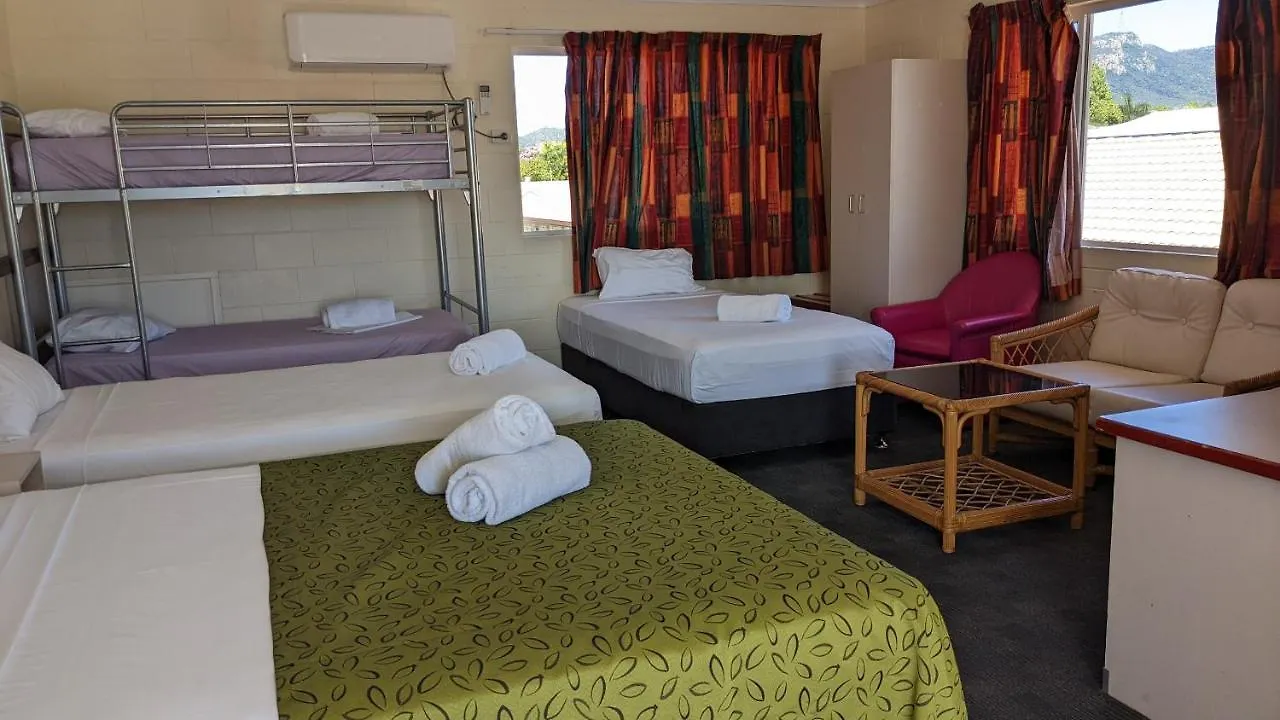 *** Motel Monte Carlo Motor Inn Townsville Australia